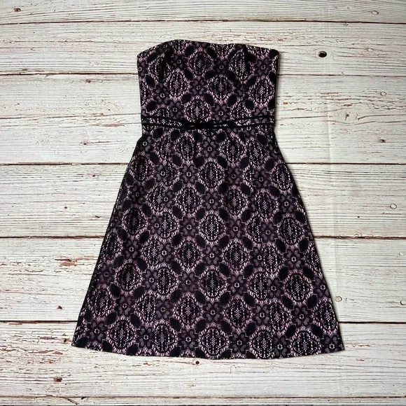 Helen Wang NYC Pink with Black Lace Strapless Fit and Flare Dress Sz 4 - Picture 3 of 16